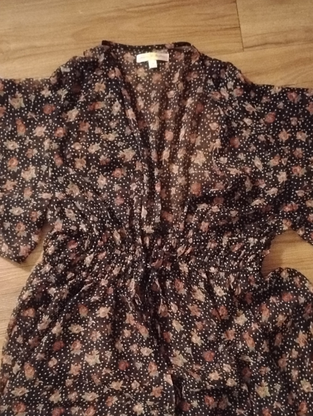 Floral High-Low Ruffle Tie Top - Picture 2 of 4